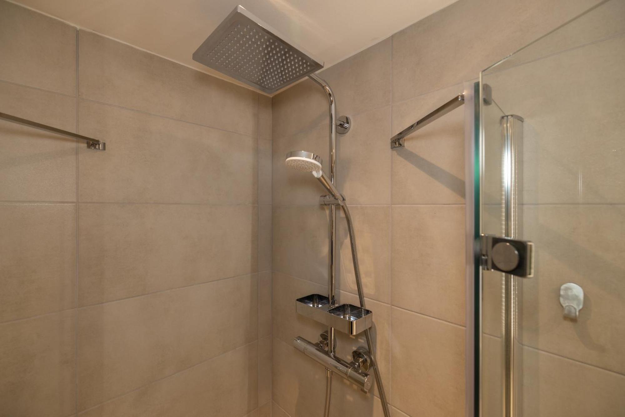 Great 2-room Loft With 2 Bathrooms And 2 Kitchen Appartement *