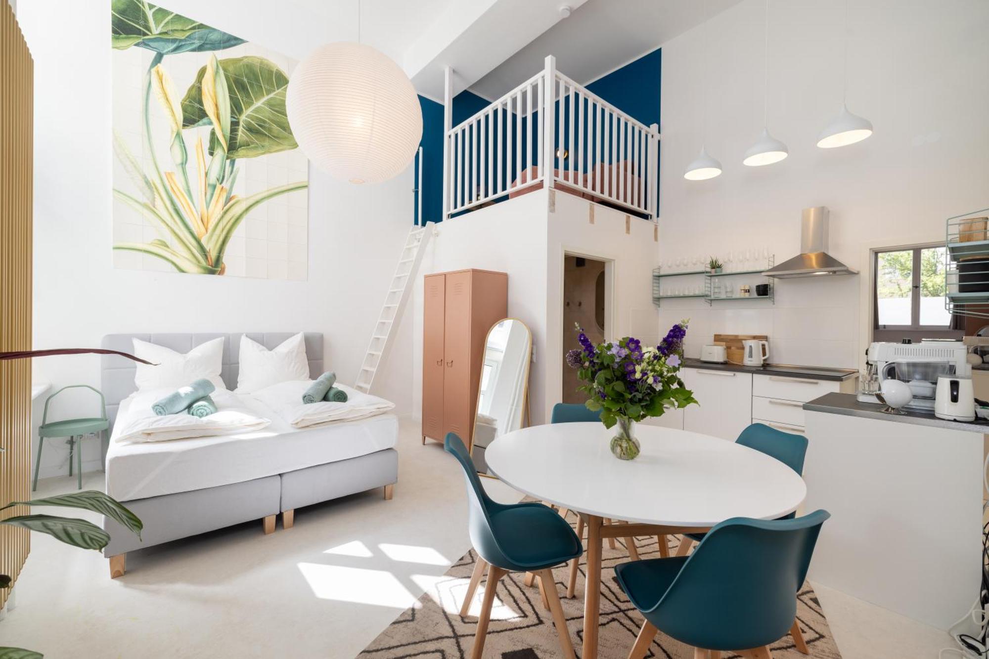 Great 2-room Loft With 2 Bathrooms And 2 Kitchen * Berlijn